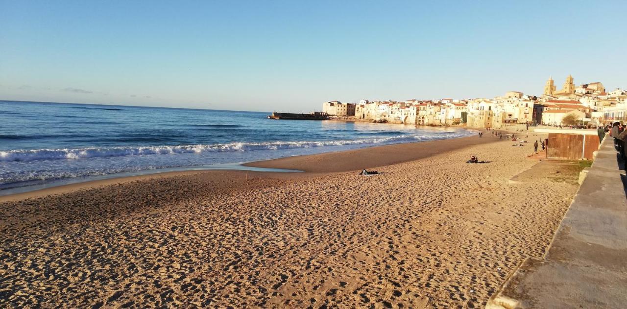 Familyholidays La Finestra Di Fronte Cefalù Kültér fotó